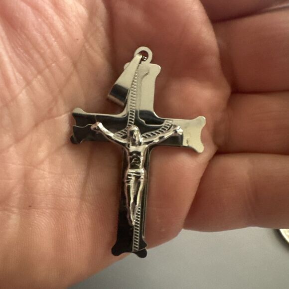 Stainless Steel Saint Jesus Christ Crucifix Pendant Chain Necklace Unisex Gift - Picture 4 of 6